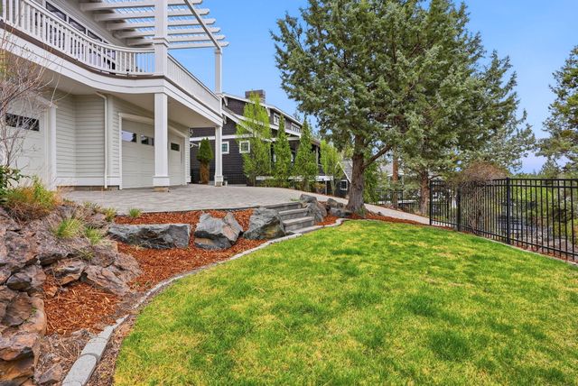 2433 NW Sacagawea Lane, Bend, OR 97703