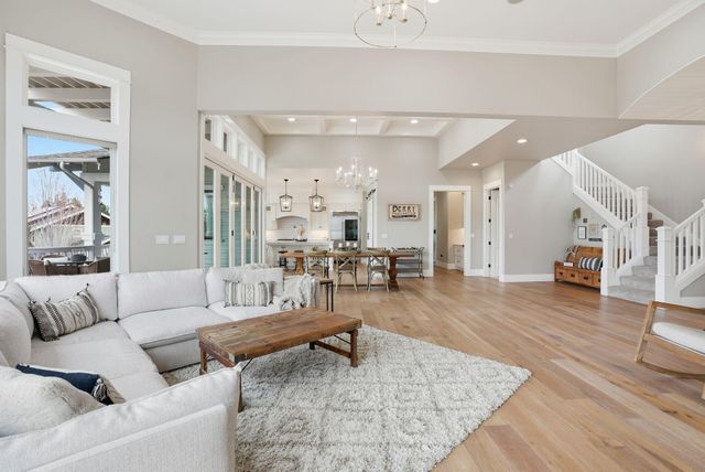 2433 NW Sacagawea Lane, Bend, OR 97703