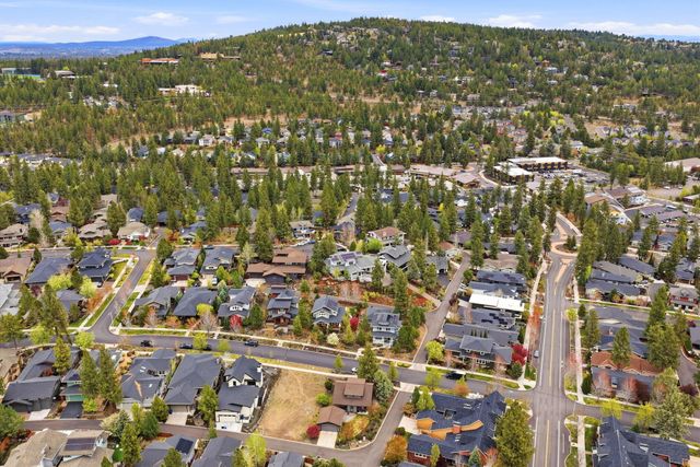 2433 NW Sacagawea Lane, Bend, OR 97703