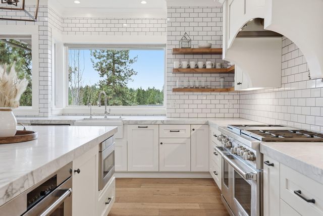 2433 NW Sacagawea Lane, Bend, OR 97703