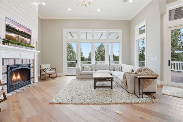 2433 NW Sacagawea Lane, Bend, OR 97703