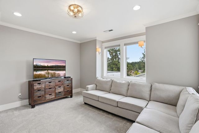 2433 NW Sacagawea Lane, Bend, OR 97703