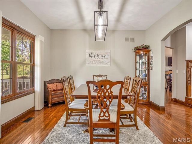 4775 N STATE ROUTE 157, Edwardsville, IL 62025
