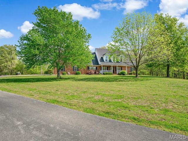4775 N STATE ROUTE 157, Edwardsville, IL 62025