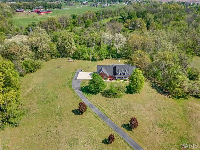 4775 N STATE ROUTE 157, Edwardsville, IL 62025