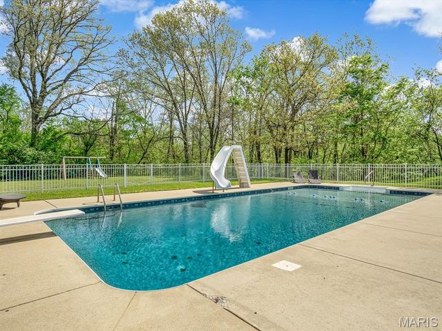 4775 N STATE ROUTE 157, Edwardsville, IL 62025