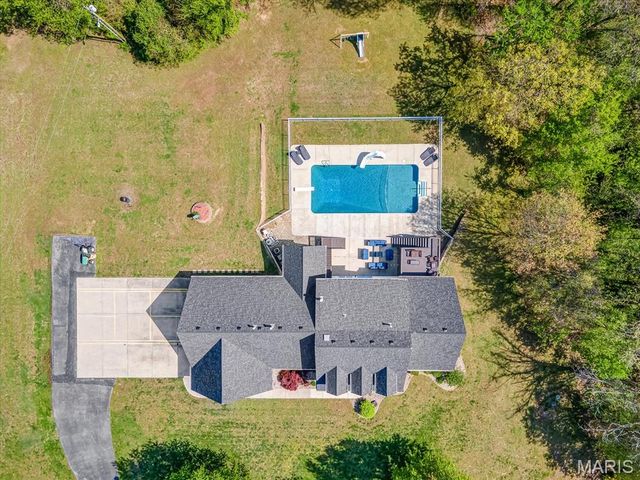 4775 N STATE ROUTE 157, Edwardsville, IL 62025
