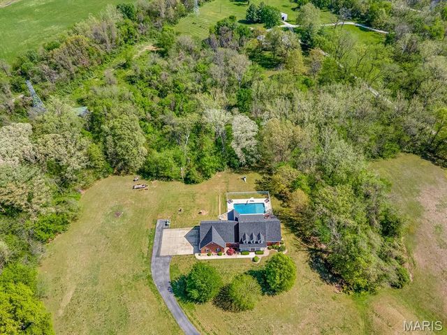 4775 N STATE ROUTE 157, Edwardsville, IL 62025