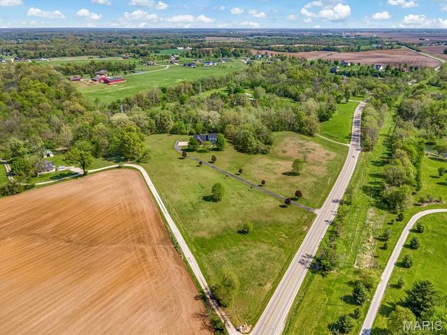 4775 N STATE ROUTE 157, Edwardsville, IL 62025