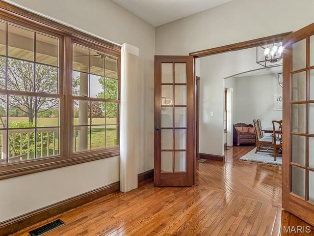 4775 N STATE ROUTE 157, Edwardsville, IL 62025