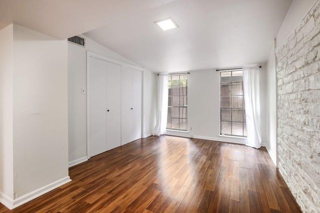 2909 Windsor RD B, Austin, TX 78703