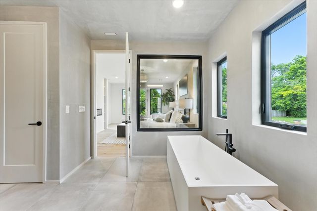 512 Weakley Ave, Nashville, TN 37207