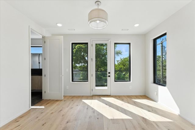 512 Weakley Ave, Nashville, TN 37207