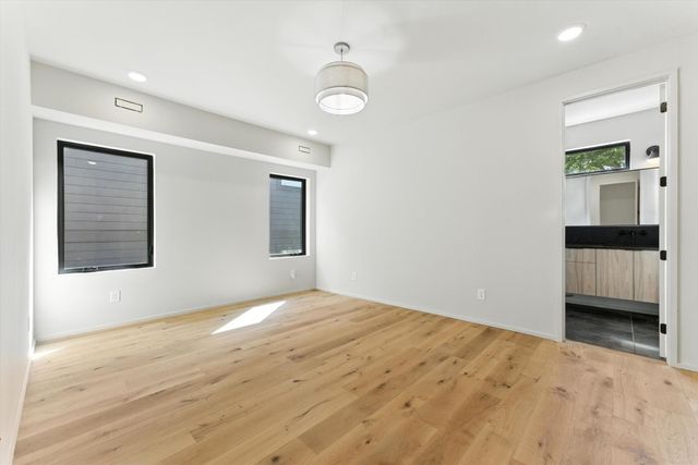 512 Weakley Ave, Nashville, TN 37207