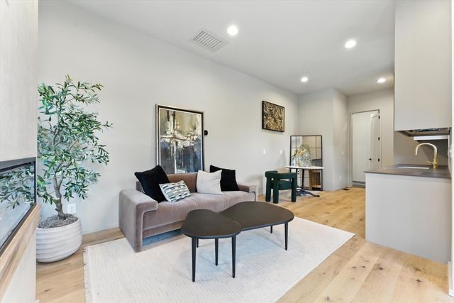 512 Weakley Ave, Nashville, TN 37207