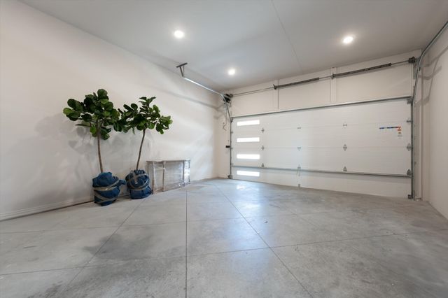 512 Weakley Ave, Nashville, TN 37207