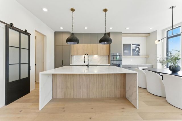 512 Weakley Ave, Nashville, TN 37207