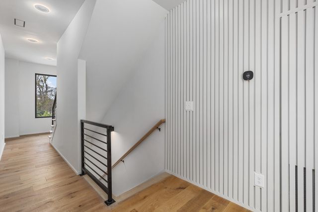 512 Weakley Ave, Nashville, TN 37207