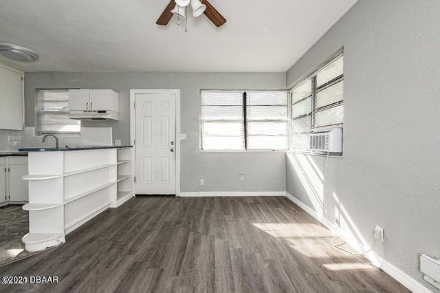 828 N Grandview Ave Apt 4, Daytona Beach, FL 32118