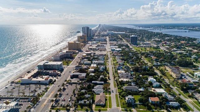 828 N Grandview Ave Apt 4, Daytona Beach, FL 32118