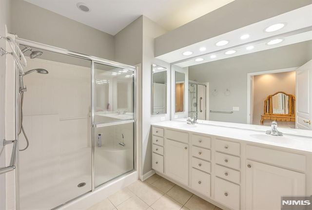 9116 Warrens Way, Wanaque, NJ 07465