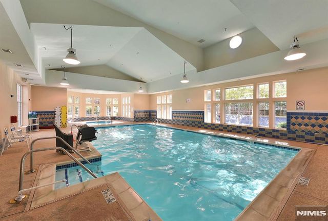 9116 Warrens Way, Wanaque, NJ 07465