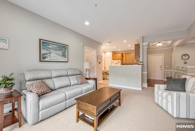 9116 Warrens Way, Wanaque, NJ 07465