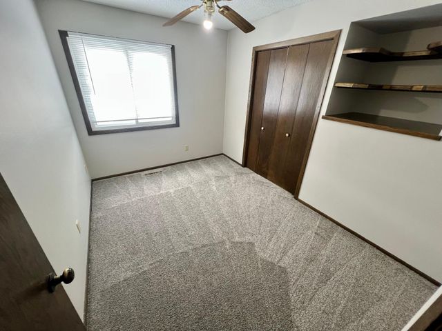 12209 24th Avenue S, Burnsville, MN 55337