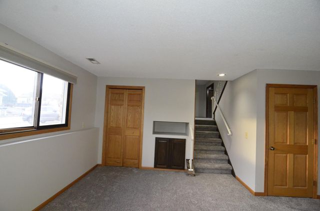 12209 24th Avenue S, Burnsville, MN 55337