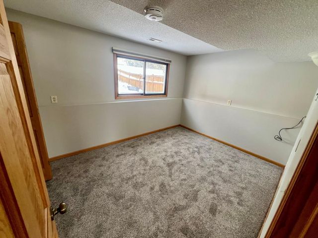 12209 24th Avenue S, Burnsville, MN 55337