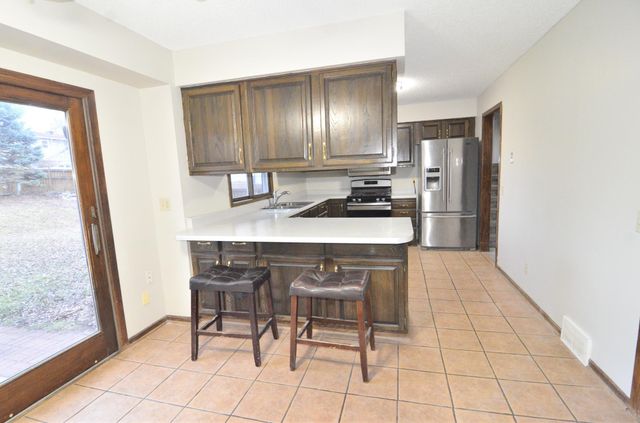 12209 24th Avenue S, Burnsville, MN 55337