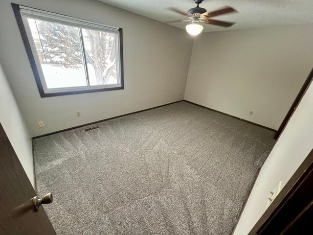 12209 24th Avenue S, Burnsville, MN 55337