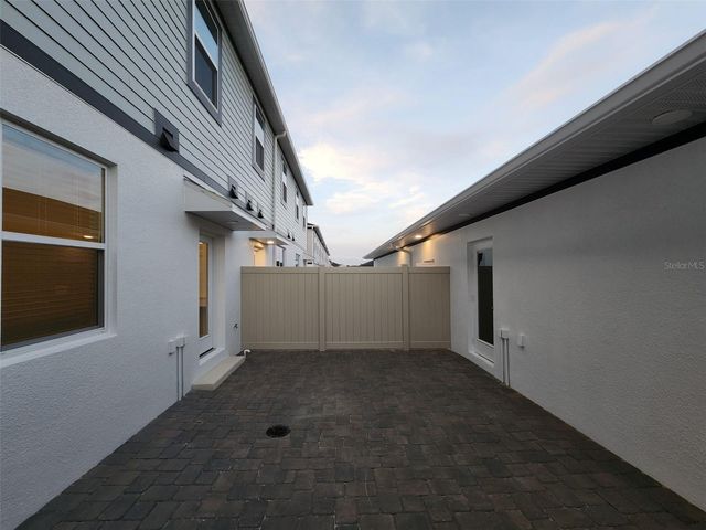 615 POTHOS STREET, Apopka, FL 32703