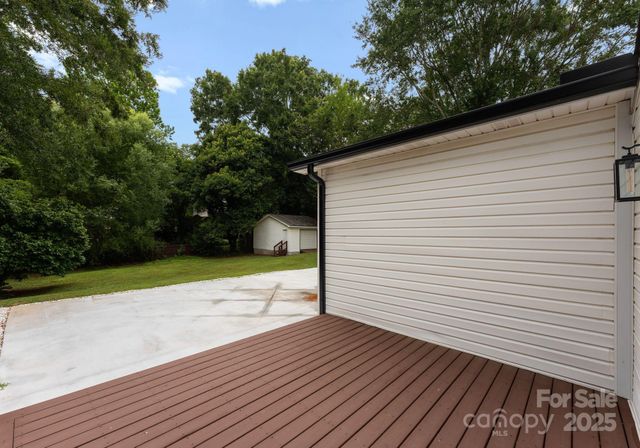 1121 S Edgemont Avenue, Gastonia, NC 28054