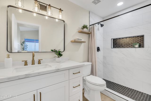 8830 W SAINT JOHN Road, Peoria, AZ 85382