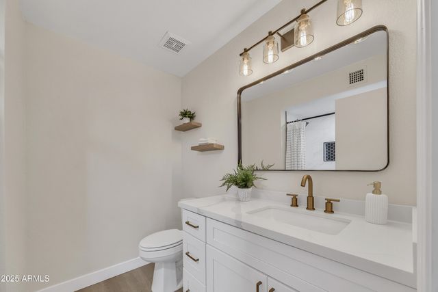 8830 W SAINT JOHN Road, Peoria, AZ 85382