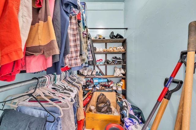 1856 Kenwood BLVD, Roanoke, VA 24013