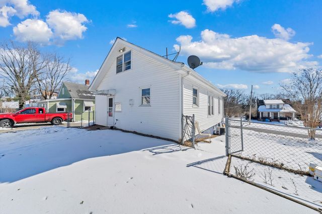 1856 Kenwood BLVD, Roanoke, VA 24013