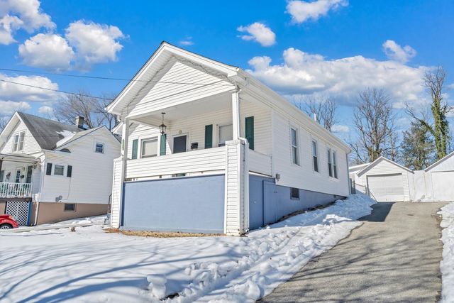 1856 Kenwood BLVD, Roanoke, VA 24013