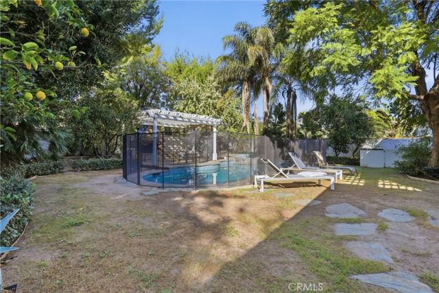 5645 Donna Avenue, Tarzana, CA 91356