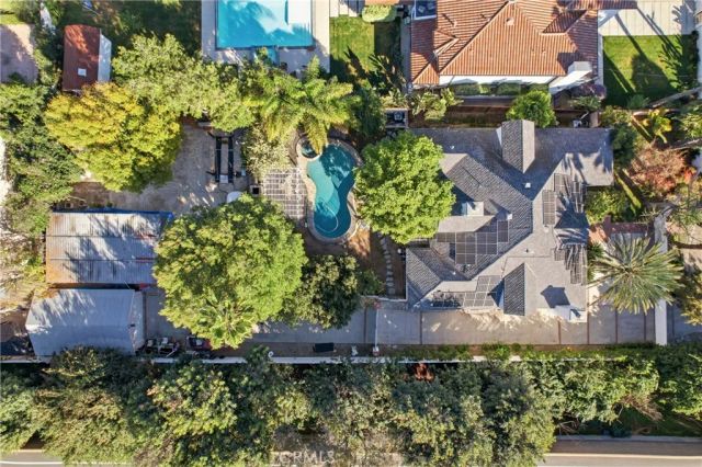 5645 Donna Avenue, Tarzana, CA 91356