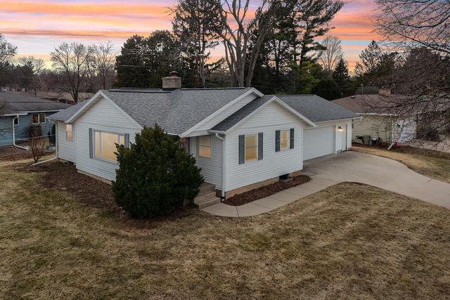 4801 South Hill Drive, Madison, WI 53705