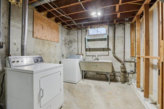 4801 South Hill Drive, Madison, WI 53705