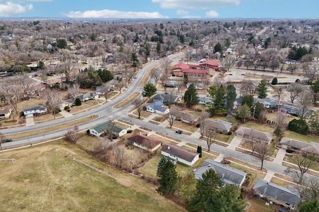 4801 South Hill Drive, Madison, WI 53705