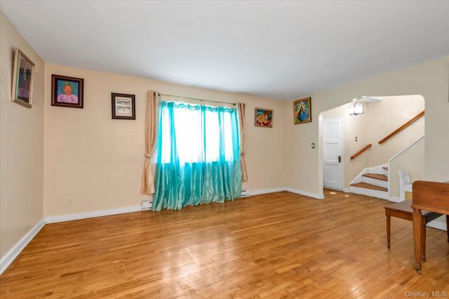 112 Ann Street, Valley Stream, NY 11580