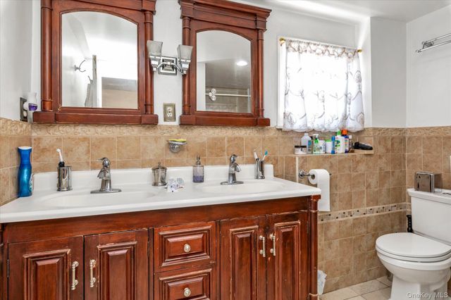 112 Ann Street, Valley Stream, NY 11580