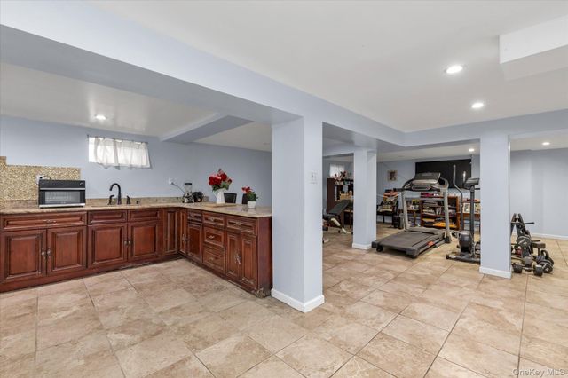 112 Ann Street, Valley Stream, NY 11580