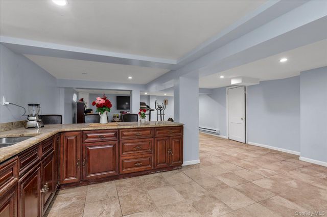 112 Ann Street, Valley Stream, NY 11580