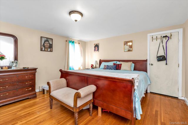112 Ann Street, Valley Stream, NY 11580