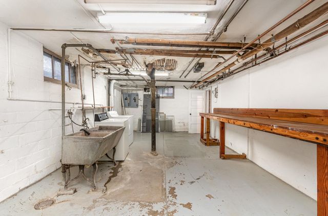 4621 Bryant Avenue S, Minneapolis, MN 55419